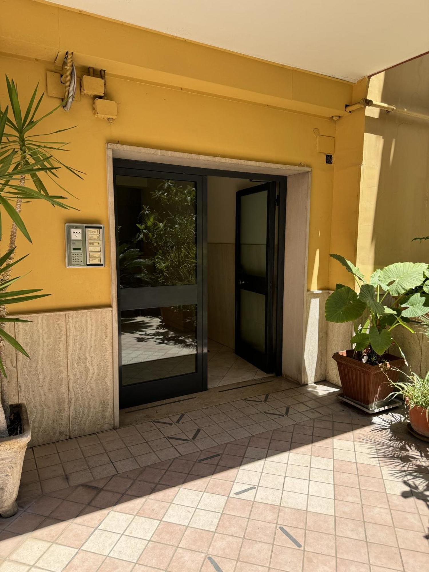 Apartament Renza House Chiaia Neapol Zewnętrze zdjęcie